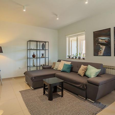 Apartman Petra Cres Zewnętrze zdjęcie