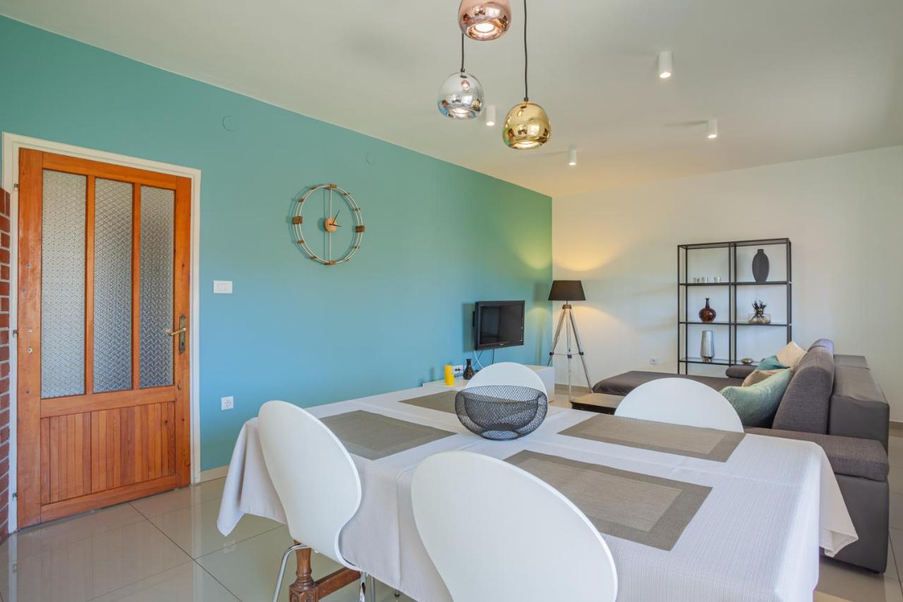 Apartman Petra Cres Zewnętrze zdjęcie