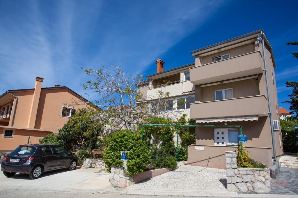 Apartman Petra Cres Zewnętrze zdjęcie